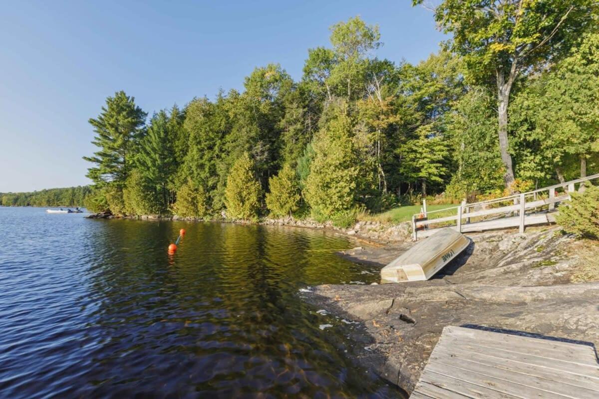 Silver Linings On Silver Lake Villa Parry Sound Exterior photo